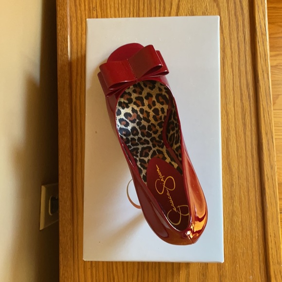 Jessica Simpson Red Patent Heels, Size 7 - Picture 3 of 3